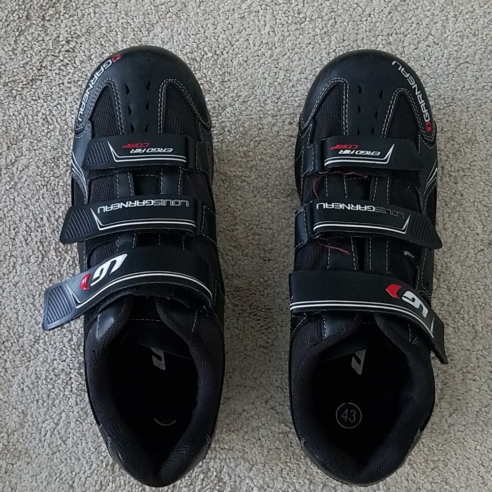 Cycling shoes